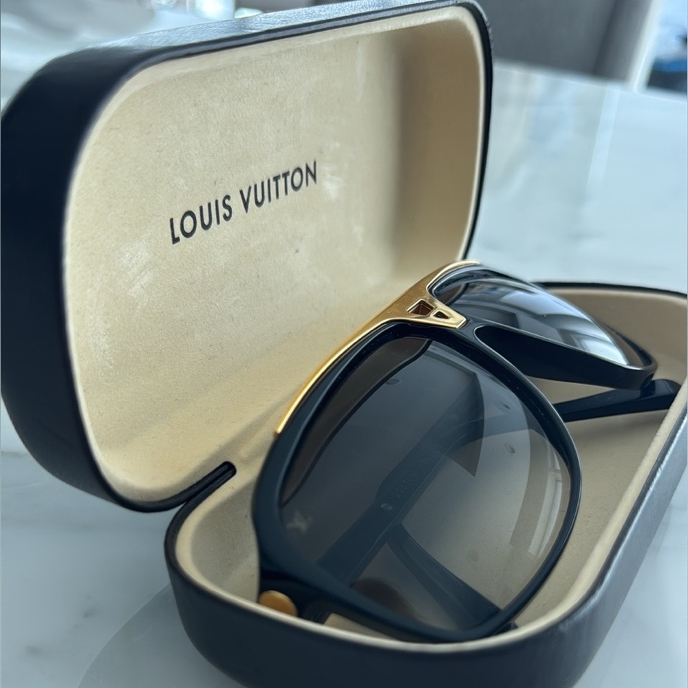 Louis Vuitton Black Frame Glasses with Gold Detail - Picture 3 of 6